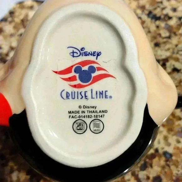 Disney Cruiseline Minni Mouse Disney coffee mug - Picture 2 of 5